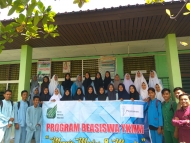 Program Beasiswa YKMM Kepada SMK YPLP Bangkinang-Riau